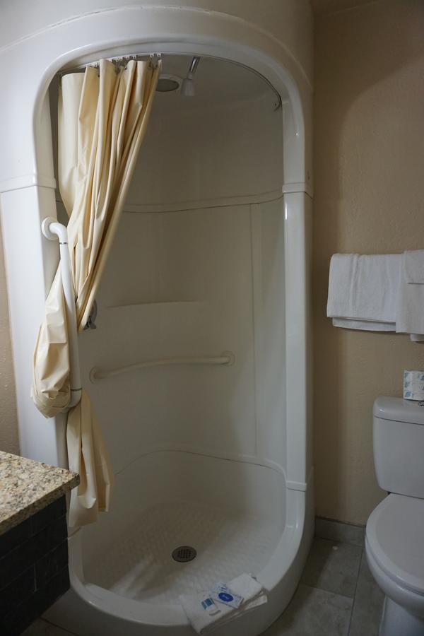Econo Lodge San Antonio Northeast I-35 Bagian luar foto
