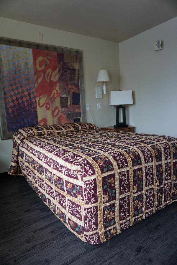 Econo Lodge San Antonio Northeast I-35 Bagian luar foto
